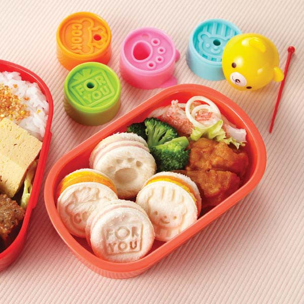 Munchbox bento sandwich cutter